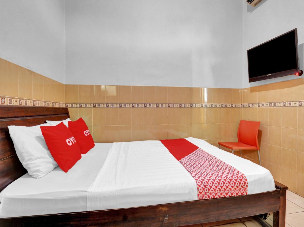 Oyo 90695 Srikandi Nologaten Hotel Yogyakarta Ngoại thất bức ảnh