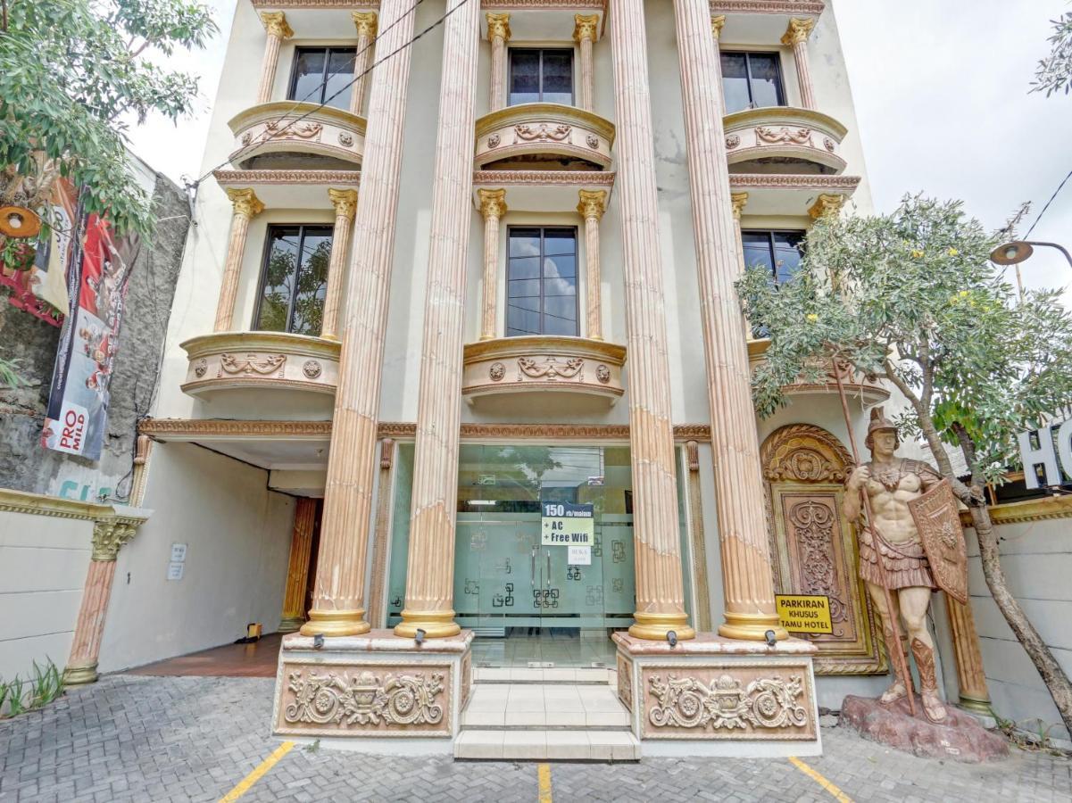 Oyo 90695 Srikandi Nologaten Hotel Yogyakarta Ngoại thất bức ảnh